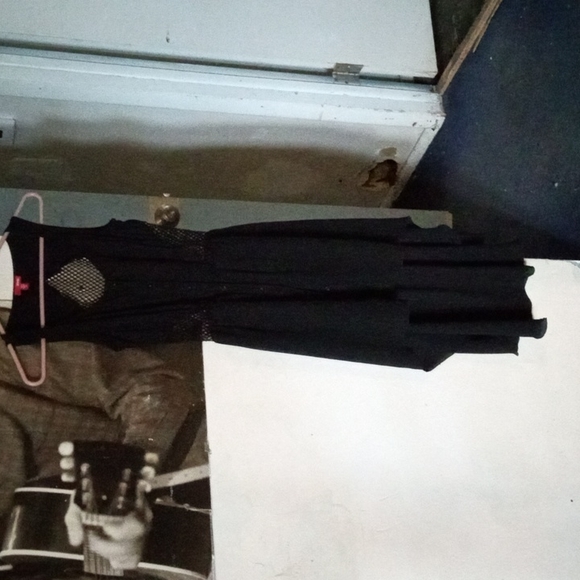 Bongo - Picture 2 of 2